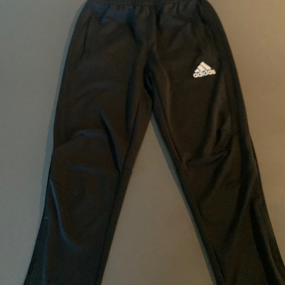 Adidas boy’s black size large climacool joggers